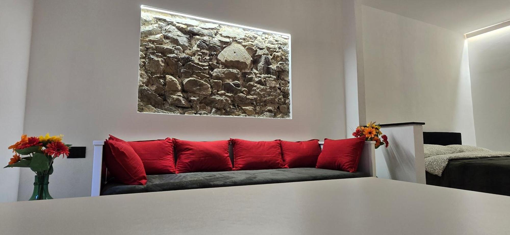 The White Cave- Bluchalet Riomaggiore Bagian luar foto